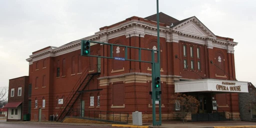 Municipal government building